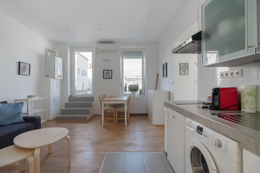 Apartamento Grosse Terrasse, Klimaanlage Und U-Bahn Naehe Viena Exterior foto