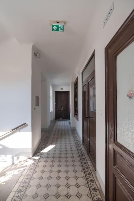 Apartamento Grosse Terrasse, Klimaanlage Und U-Bahn Naehe Viena Exterior foto